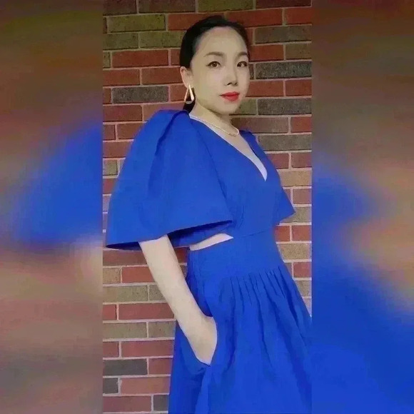 Banana Republic Cut out dress  Open-Back Mini Dress Blue size US 2 - Picture 11 of 17